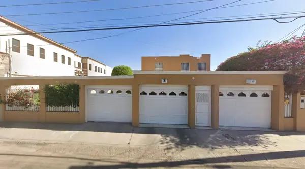 Casa en venta en Jardines del Lago, Mexicali, Baja California