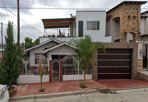 Casa en venta en El Refugio, Tecate, Baja California