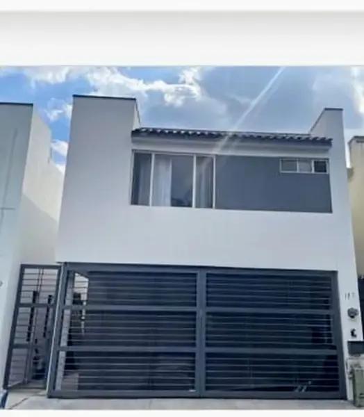 Casa en venta en Paseo de Cumbres, Monterrey, Nuevo León