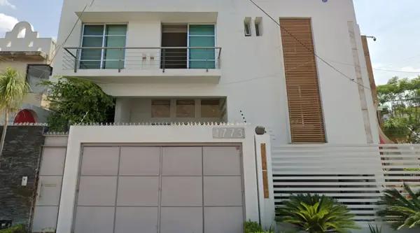 Casa en venta en Cerro Del Tesoro, San Pedro Tlaquepaque, Jalisco Casa en venta en Cerro Del Tesoro, San Pedro Tlaquepaque, Jalisco