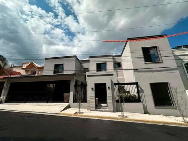 Casa en venta en Del Paseo Residencial, Monterrey, Nuevo León