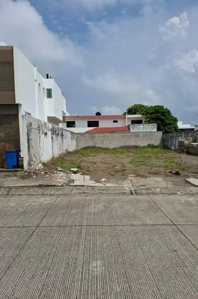 Terreno en venta en Las Lomas Residencial, Alvarado, Veracruz de Ignacio de la Llave Terreno en venta en Las Lomas Residencial, Alvarado, Veracruz de Ignacio de la Llave