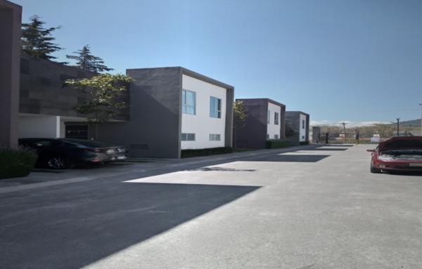 Casa en venta en San Luis Mextepec, Zinacantepec, México