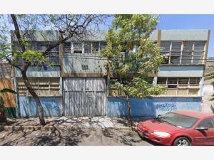 Edificio en remate en Santa Maria Ticoman, Gustavo A. Madero, Ciudad de México