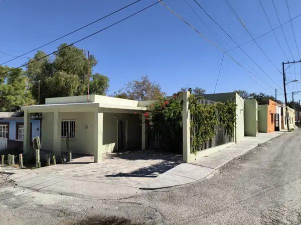 Casa en venta en Parras de la Fuente Centro, Parras, Coahuila de Zaragoza