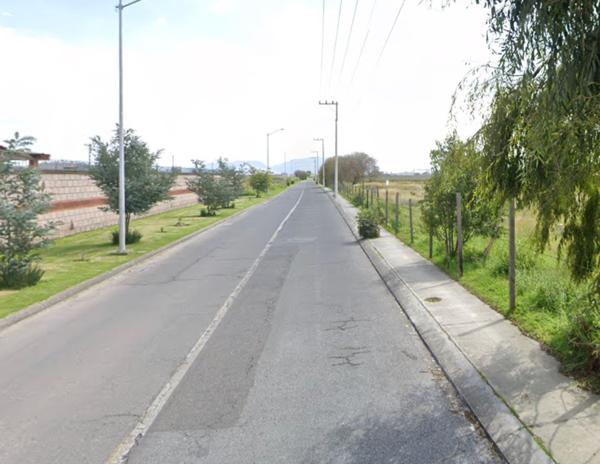 Terreno en venta en San Miguel Totocuitlapilco, Metepec, México