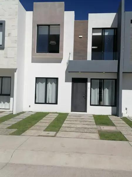 Casa en venta en Centro, San Juan del Río, Querétaro