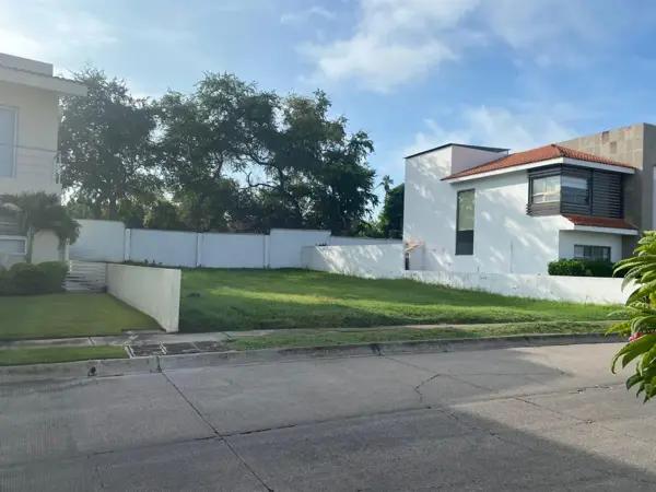 Terreno en venta en Paraíso Country Club, Emiliano Zapata, Morelos