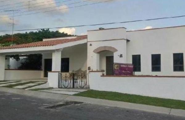 Casa en remate en Lomas de Cocoyoc, Atlatlahucan, Morelos