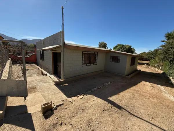 Casa en venta en Francisco Zarco (Valle de Guadalupe), Ensenada, Baja California