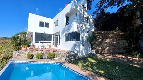 Casa en venta en Lomas de Tetela, Cuernavaca, Morelos