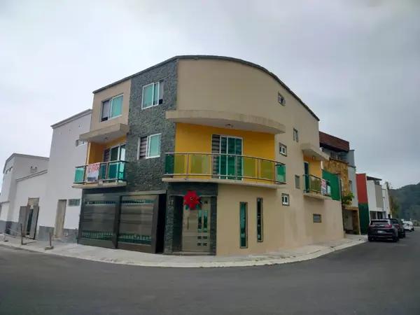 Casa en venta en Villa Montaña, Banderilla, Veracruz de Ignacio de la Llave