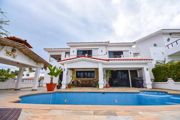 Casa en venta en El Cid, Mazatlán, Sinaloa Casa en venta en El Cid, Mazatlán, Sinaloa