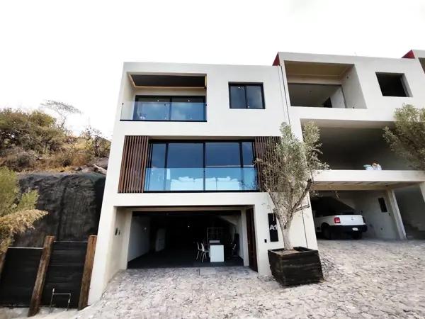 CASA EN VENTA CAÑADAS DEL LAGO CASA EN VENTA CAÑADAS DEL LAGO