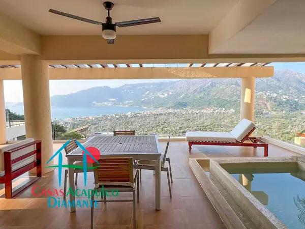 Depa en renta vacacional con amplia terraza con jacuzzi y vista al mar