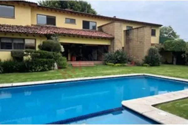 Casa en venta en Jardines de Ahuatepec, Cuernavaca, Morelos