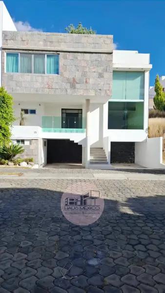 Casa en renta en Lomas de Angelópolis II, San Andrés Cholula, Puebla