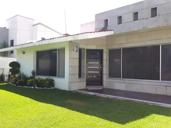 Casa en venta en Lomas de Cocoyoc, Atlatlahucan, Morelos