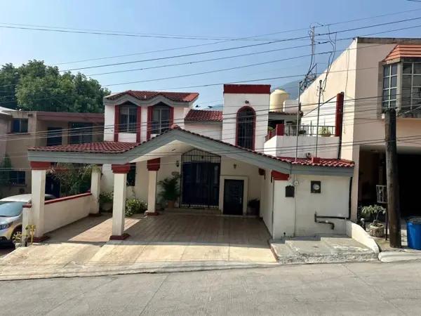 Casa en venta en Colinas de San Jerónimo, Monterrey, Nuevo León