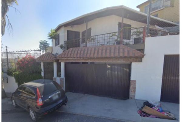 Casa en venta en Villa Fontana IX, Tijuana, Baja California