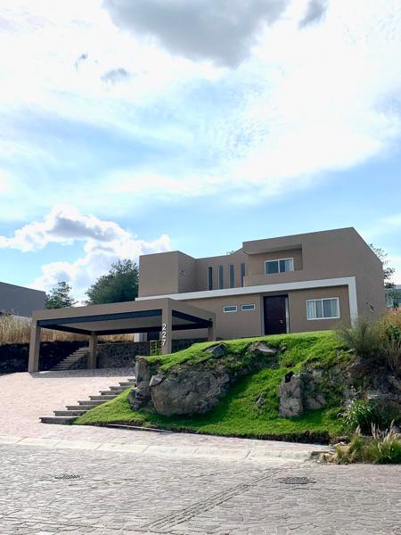 Casa en venta en Country Club Gran Jardín, León, Guanajuato Casa en venta en Country Club Gran Jardín, León, Guanajuato