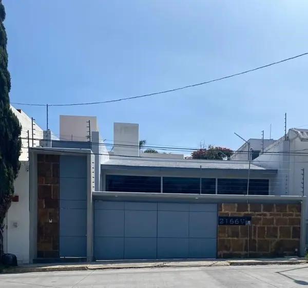 Casa en venta en Colomos Providencia, Guadalajara, Jalisco