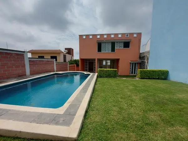Casa en venta en Valle de Oaxtepec, Tlayacapan, Morelos
