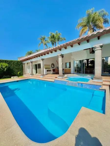 Casa en venta en Jardines de Ahuatepec, Cuernavaca, Morelos