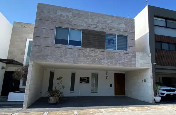Casa en venta en Alta Vista, San Andrés Cholula, Puebla