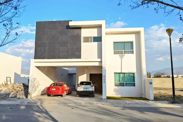 Casa en venta en Rincón de Alcántara, Saltillo, Coahuila de Zaragoza Casa en venta en Rincón de Alcántara, Saltillo, Coahuila de Zaragoza