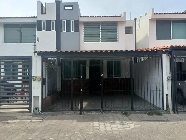 Casa en venta en Real de Valdepeñas, Zapopan, Jalisco
