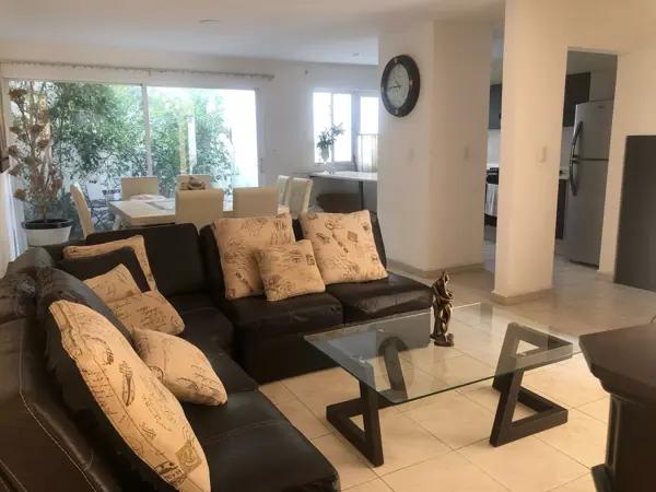 Casa en venta en Residencial Puerta de Piedra, Celaya, Guanajuato Casa en venta en Residencial Puerta de Piedra, Celaya, Guanajuato