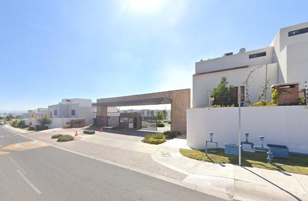 Casa en remate en Zákia, El Marqués, Querétaro