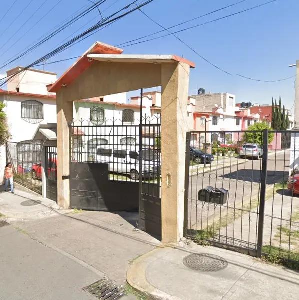 Casa en venta en San Buenaventura, Ixtapaluca, México