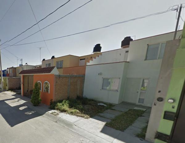 Casa en venta en Jardines de Jacarandas, San Luis Potosí, San Luis Potosí