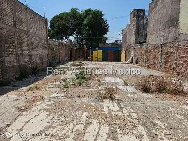 Terreno en Venta en Santa María Malinalco, Azcapotzalco, Ciudad de México