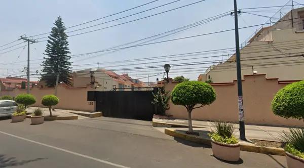 Casa en Venta en El Parque de Coyoacan, Coyoacán, Ciudad de México