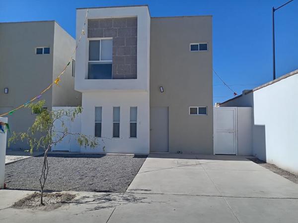 Casa en Venta en Santa Fe, Torreón, Coahuila de Zaragoza Casa en Venta en Santa Fe, Torreón, Coahuila de Zaragoza