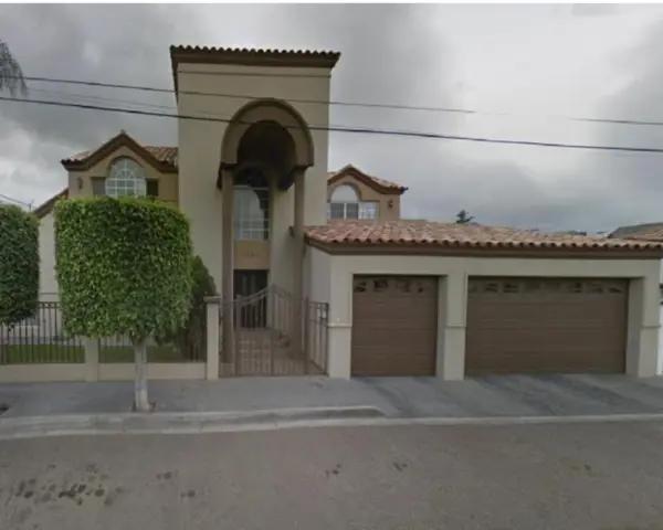 Casa en Venta en El Paraiso, Tijuana, Baja California