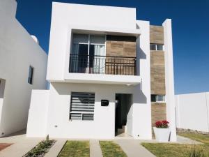 Casa en venta modelo ASTORGA en Rincón del Marques, Torreón, Coahuila de Zaragoza Casa en venta modelo ASTORGA en Rincón del Marques, Torreón, Coahuila de Zaragoza