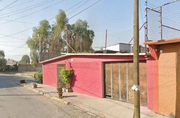 Casa en Remate en San Francisco Coacalco, Coacalco de Berriozábal, México