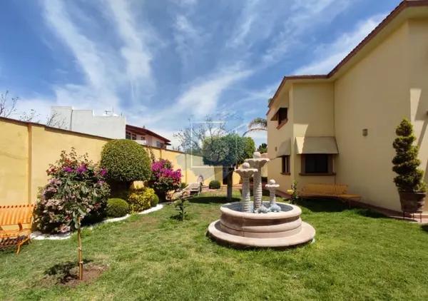 Residencia en huertas del Carmen en renta