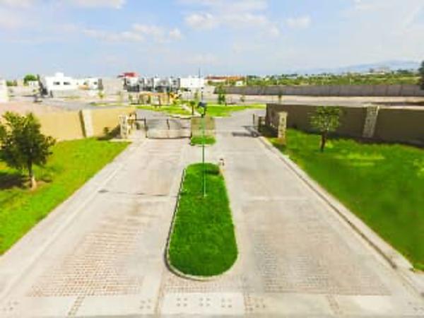 Terreno en Venta en las Viñas: Amplia Oportunidad en Torreón Terreno en Venta en las Viñas: Amplia Oportunidad en Torreón