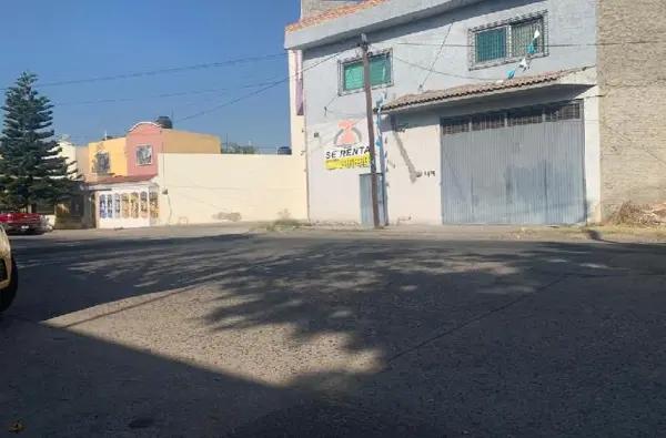 BODEGA CON EXCELENTE UBICACIÓN