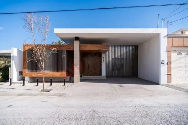 Casa de Un Solo Piso, Moderna y de Lujo en San Isidro, Torreón