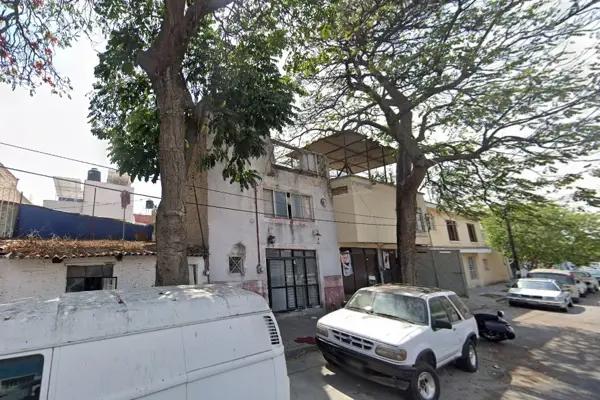 CASA EN VENTA EN CIRCUNVALACIÓN BELISARIO ET