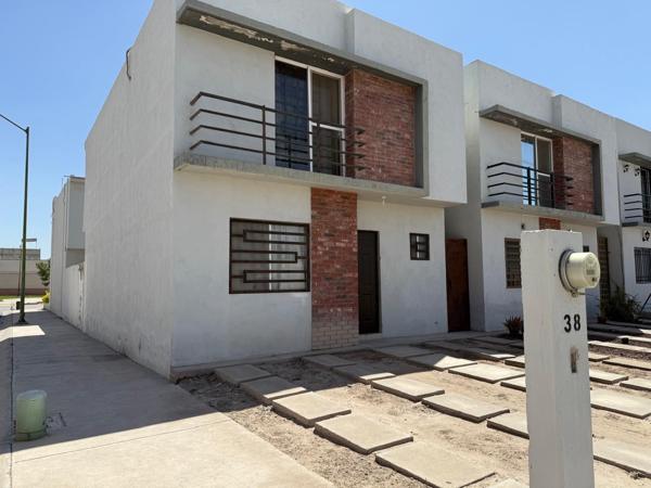 Renta amueblada salida 
A la Torreon Matamoros cercano a estadio santos , Costco , y universidades
