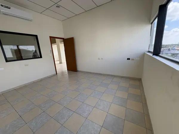 SE RENTA OFICINA EN  CORPORATIVO