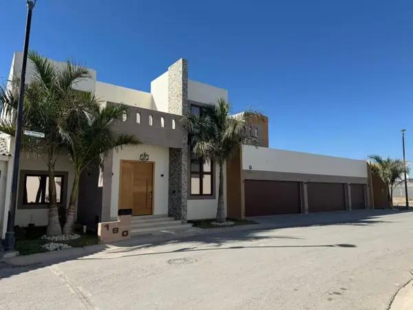 RESIDENCIA HACIENDA DEL ROSARIO
