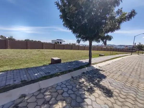 TERRENO EN VENTA EN PARQUE SOFÍA, LOMAS DE ANGELÓPOLIS II, PUEBLA.